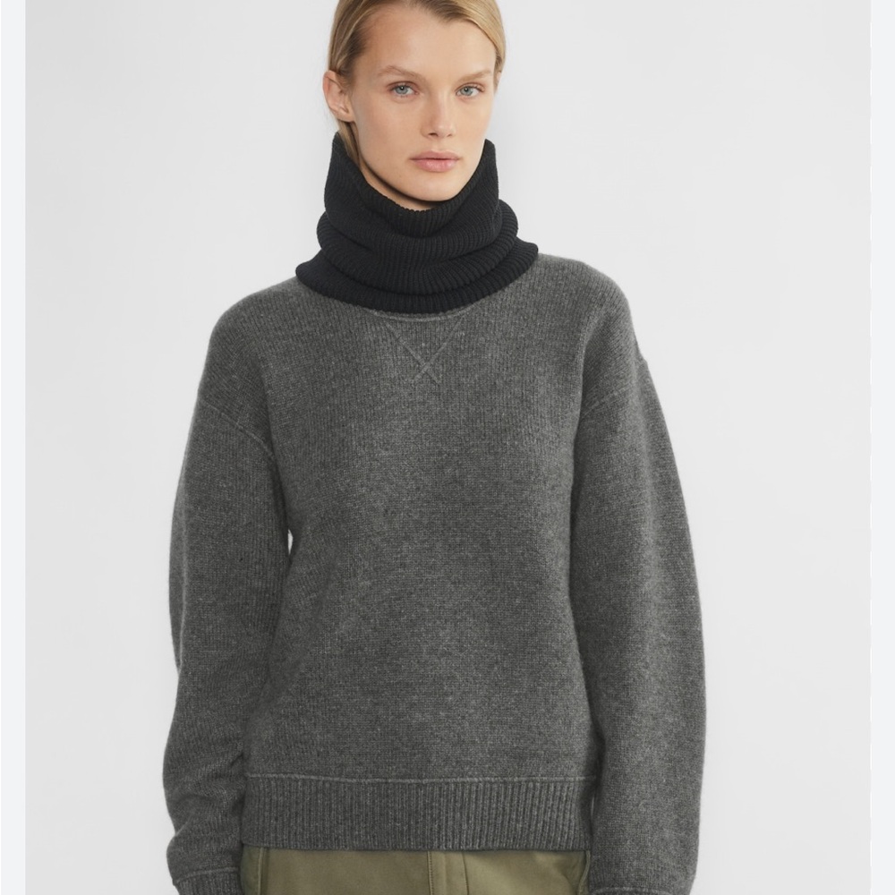 Aritzia Neck Warmer